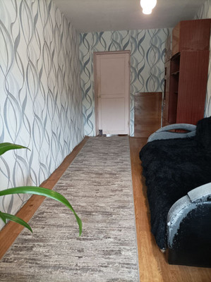 Продам трехкомнатную (3-комн.) квартиру, Ялтинская ул, 11, Пермь г