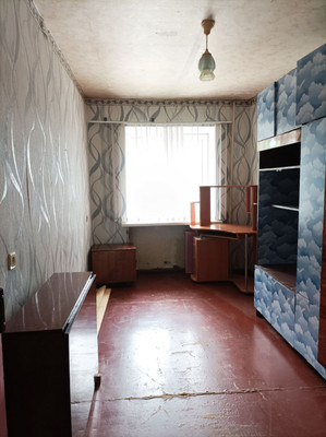 Продам трехкомнатную (3-комн.) квартиру, Ялтинская ул, 11, Пермь г