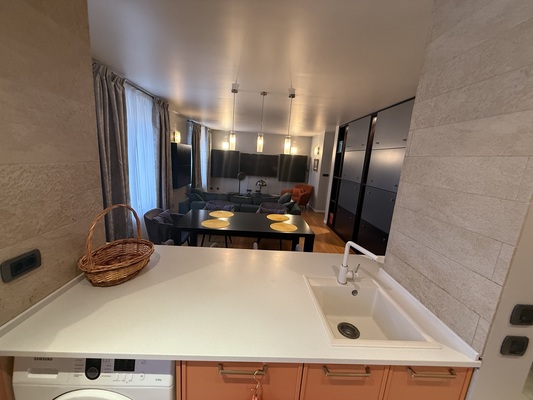 Продам двухкомнатную (2-комн.) квартиру, Смоленская ул, 7, Москва г