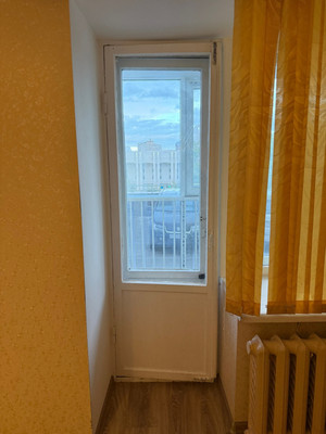 Продам двухкомнатную (2-комн.) квартиру, Петропавловская ул, 89, Пермь г