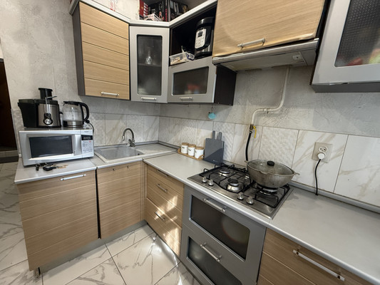 Продам однокомнатную (1-комн.) квартиру, Космонавта Леонова ул, 50, Пермь г