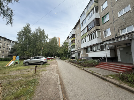 Продам однокомнатную (1-комн.) квартиру, Космонавта Леонова ул, 50, Пермь г