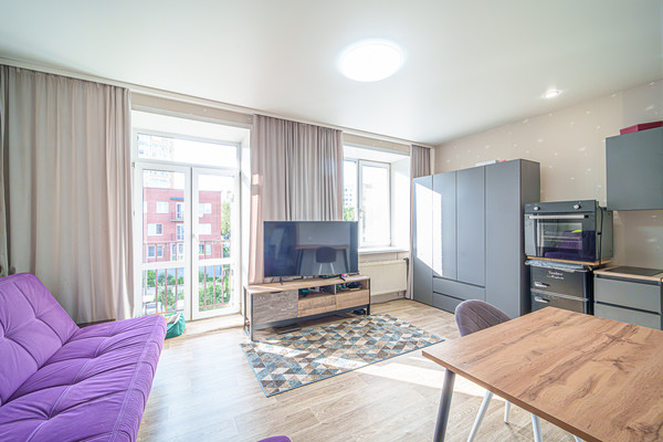 Продам трехкомнатную (3-комн.) квартиру, Водников ул, 65, Пермь г