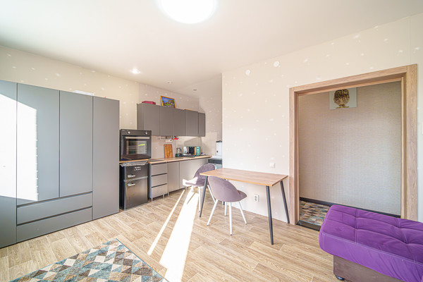 Продам трехкомнатную (3-комн.) квартиру, Водников ул, 65, Пермь г