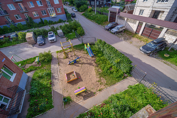 Продам трехкомнатную (3-комн.) квартиру, Водников ул, 65, Пермь г