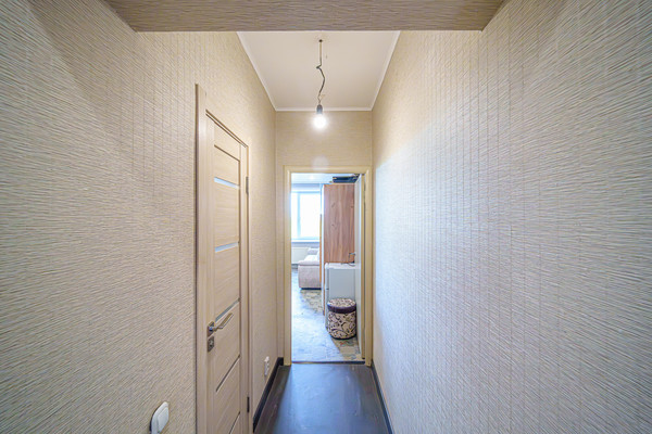 Продам трехкомнатную (3-комн.) квартиру, Водников ул, 65, Пермь г