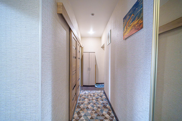 Продам трехкомнатную (3-комн.) квартиру, Водников ул, 65, Пермь г