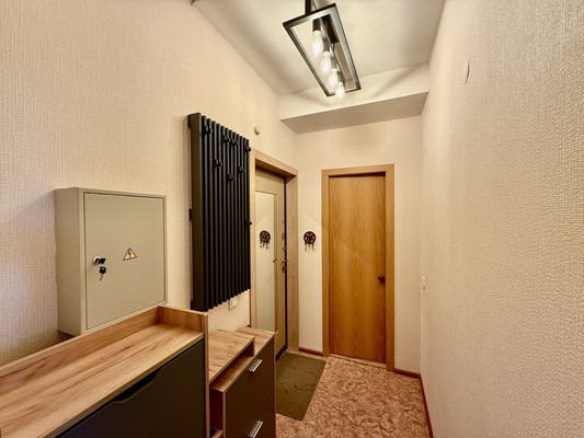 Продам однокомнатную (1-комн.) квартиру, Красные Казармы ул, 64, Пермь г