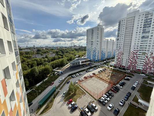 Продам однокомнатную (1-комн.) квартиру, Красные Казармы ул, 64, Пермь г