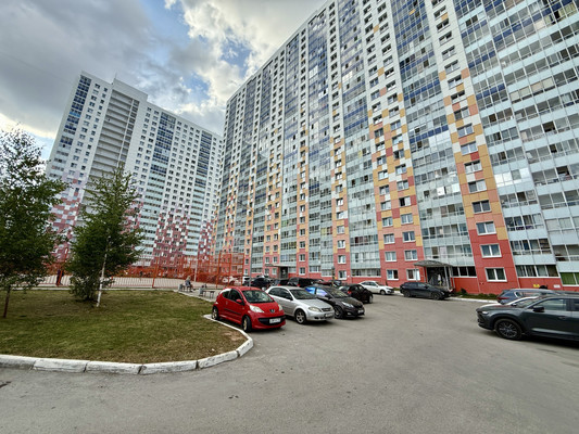 Продам однокомнатную (1-комн.) квартиру, Красные Казармы ул, 64, Пермь г