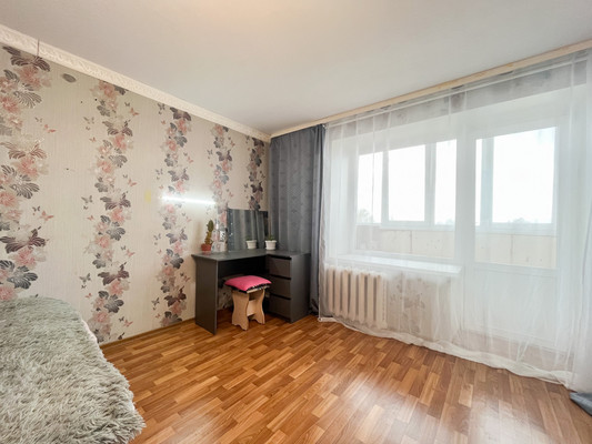 Продам двухкомнатную (2-комн.) квартиру, Газеты Искра ул, 15, Кунгур г