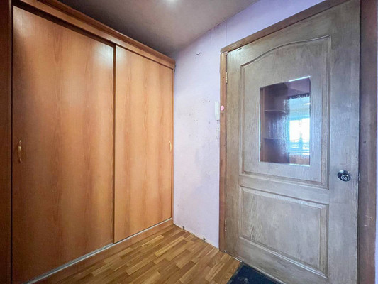 Продам двухкомнатную (2-комн.) квартиру, Газеты Искра ул, 15, Кунгур г