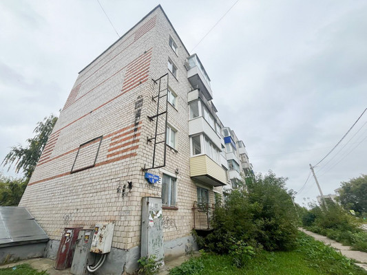 Продам двухкомнатную (2-комн.) квартиру, Газеты Искра ул, 15, Кунгур г