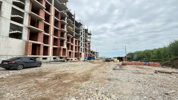 Продам двухкомнатную (2-комн.) квартиру, Солнечная ул, 12, Нальчик г