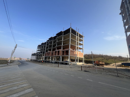 Продам двухкомнатную (2-комн.) квартиру, Солнечная ул, 12, Нальчик г