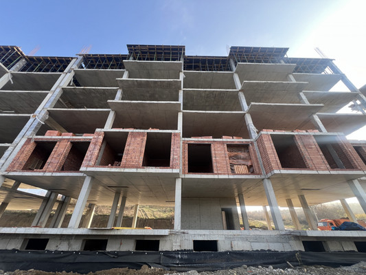 Продам двухкомнатную (2-комн.) квартиру, Солнечная ул, 12, Нальчик г