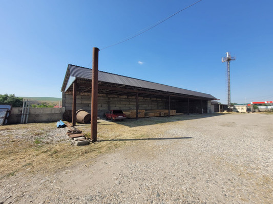 Сдам торговое помещение 2 000 м2, Абаева ул, 105, Атажукино с