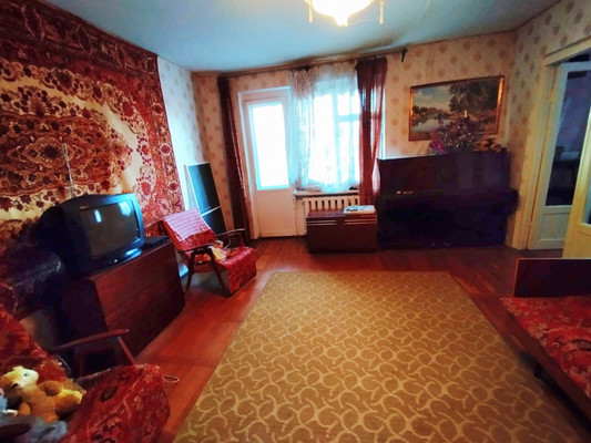 Продам многокомнатную квартиру, Ленина ул, 4, Апшеронск г