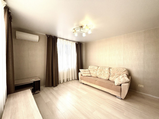 Продам двухкомнатную (2-комн.) квартиру, Маршала Баграмяна ул, 1, Нижний Новгород г