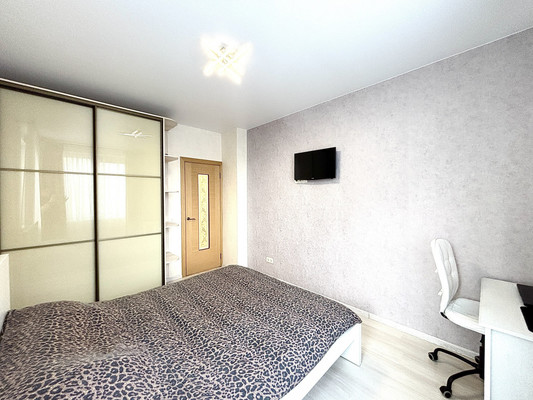 Продам двухкомнатную (2-комн.) квартиру, Маршала Баграмяна ул, 1, Нижний Новгород г