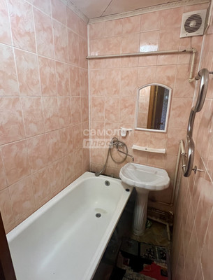 Продам трехкомнатную (3-комн.) квартиру, Маяковского ул, 19, Кораблино г