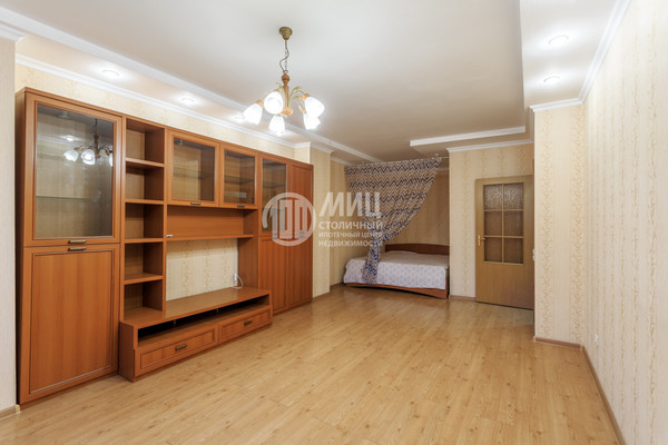 Продам двухкомнатную (2-комн.) квартиру, Лихачевское ш, 14к1, Долгопрудный г