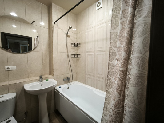 Сдам однокомнатную (1-комн.) квартиру, Александра Суворова пр-кт, 9, Симферополь г