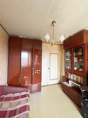 Продам трехкомнатную (3-комн.) квартиру, Хусаина Мавлютова ул, 8/20, Казань г