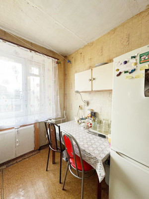 Продам трехкомнатную (3-комн.) квартиру, Хусаина Мавлютова ул, 8/20, Казань г