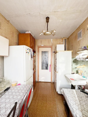 Продам трехкомнатную (3-комн.) квартиру, Хусаина Мавлютова ул, 8/20, Казань г