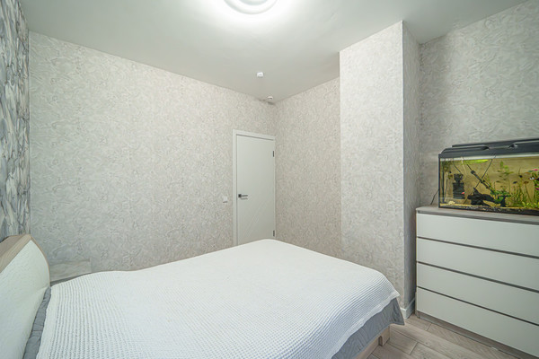 Продам трехкомнатную (3-комн.) квартиру, Карла Модераха ул, 8, Пермь г