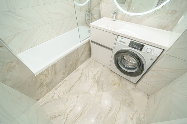 Продам трехкомнатную (3-комн.) квартиру, Карла Модераха ул, 8, Пермь г