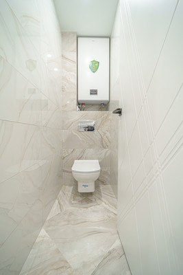 Продам трехкомнатную (3-комн.) квартиру, Карла Модераха ул, 8, Пермь г