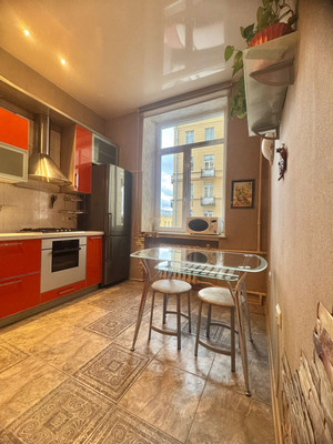 Продам двухкомнатную (2-комн.) квартиру, Полюстровский пр-кт, 47, Санкт-Петербург г