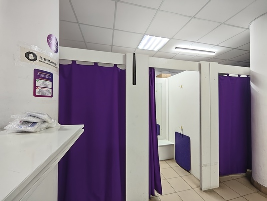 Продам торговое помещение 133 м2, Бакинских комиссаров ул, 93, Екатеринбург г