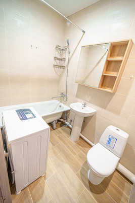 Продам двухкомнатную (2-комн.) квартиру, Сапфирная ул, 13, Пермь г