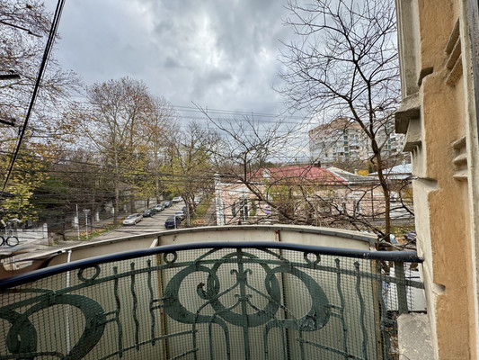 Продам двухкомнатную (2-комн.) квартиру, Мокроусова ул, 10, Симферополь г