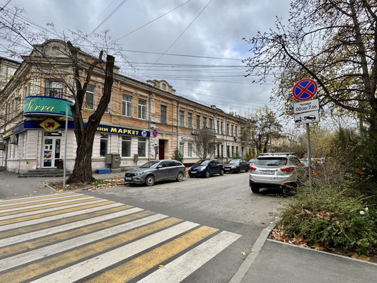 Продам двухкомнатную (2-комн.) квартиру, Мокроусова ул, 10, Симферополь г