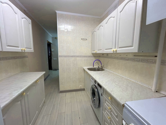 Продам двухкомнатную (2-комн.) квартиру, Мухина ул, 20, Ялта г