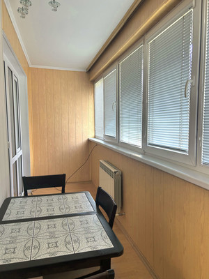 Продам двухкомнатную (2-комн.) квартиру, Мухина ул, 20, Ялта г