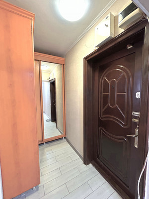 Продам двухкомнатную (2-комн.) квартиру, Мухина ул, 20, Ялта г