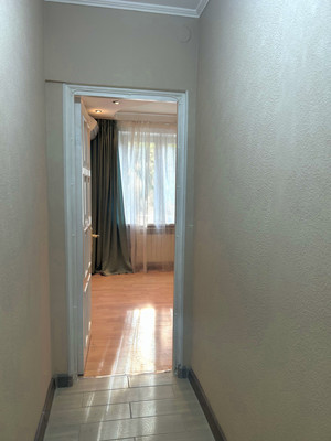 Продам двухкомнатную (2-комн.) квартиру, Мухина ул, 20, Ялта г