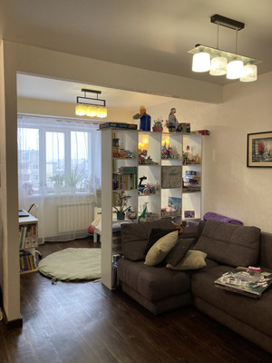 Продам однокомнатную (1-комн.) квартиру, Радужная ул, 67, Тулун г