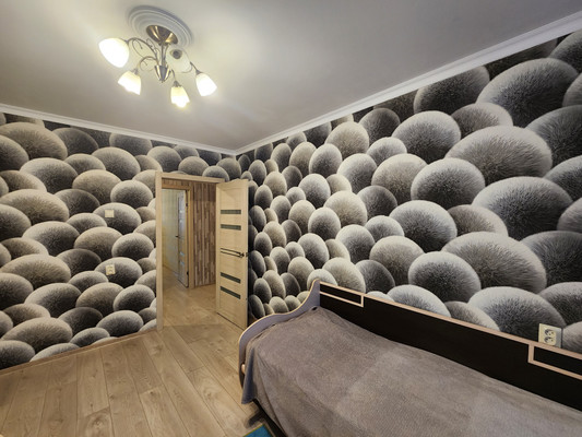 Продам трехкомнатную (3-комн.) квартиру, 3, Торосово д