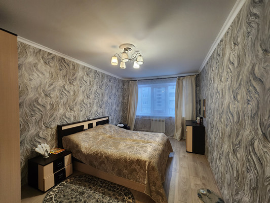 Продам трехкомнатную (3-комн.) квартиру, 3, Торосово д