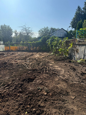 Продам участок 6,33 соток, ИЖС, 2ка, Красная Горка п, 0 км от города