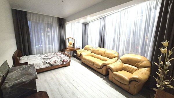 Продам двухкомнатную (2-комн.) квартиру, Электролитный проезд, 16к7, Москва г