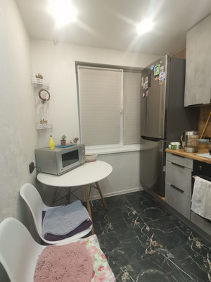 Продам трехкомнатную (3-комн.) квартиру, Кольский пр-кт, 169, Мурманск г