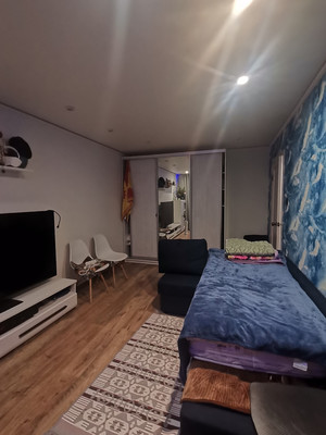 Продам трехкомнатную (3-комн.) квартиру, Кольский пр-кт, 169, Мурманск г