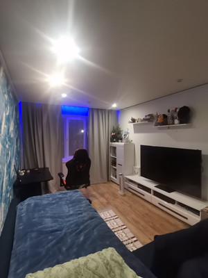 Продам трехкомнатную (3-комн.) квартиру, Кольский пр-кт, 169, Мурманск г